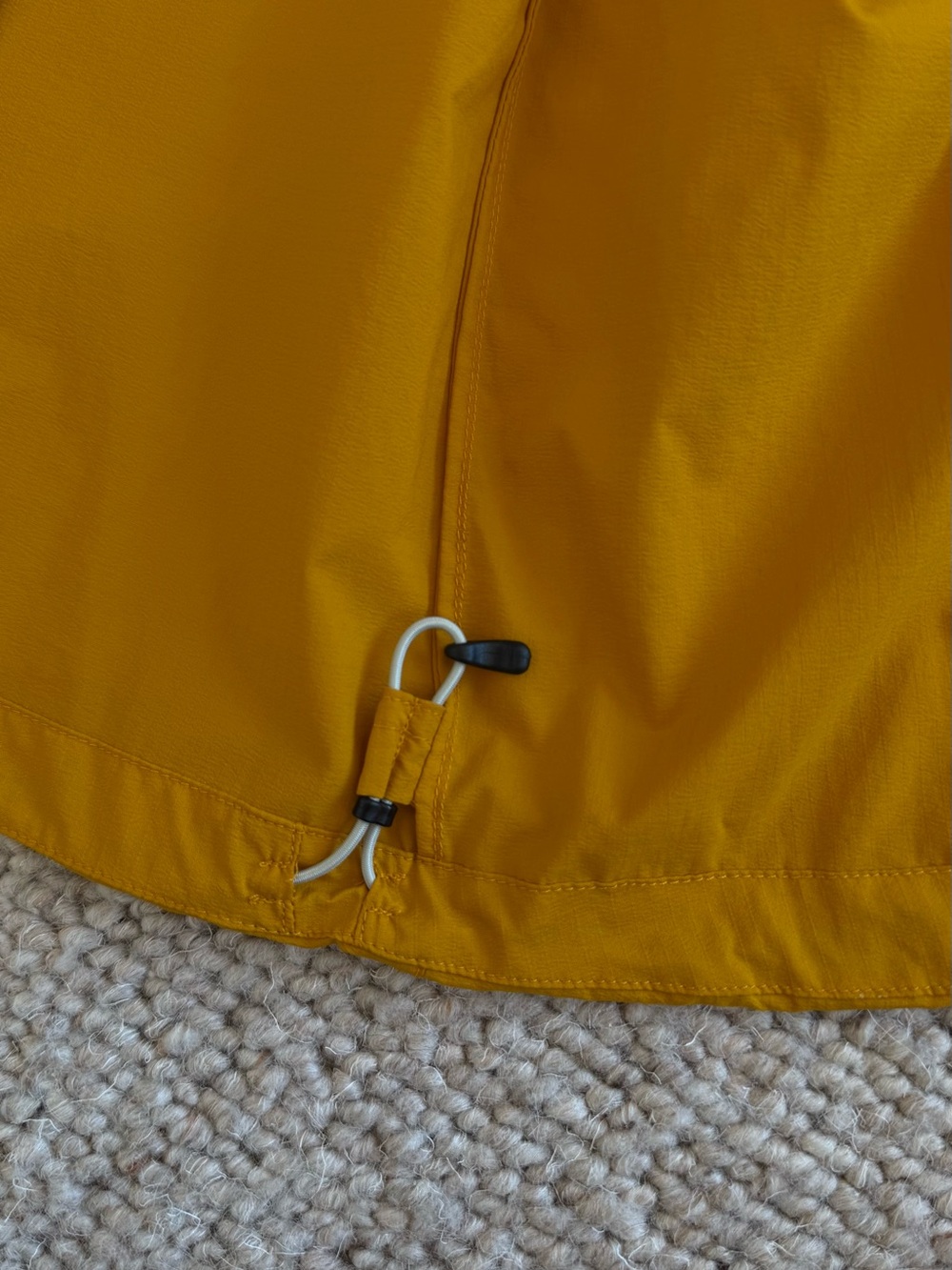 Arc’teryx Women’s Lightweight Hooded Jacket Size M Mustard Yellow - Picture 8 of 9